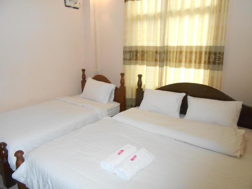 The Garden Pany Hotel Vang Vieng Phòng bức ảnh